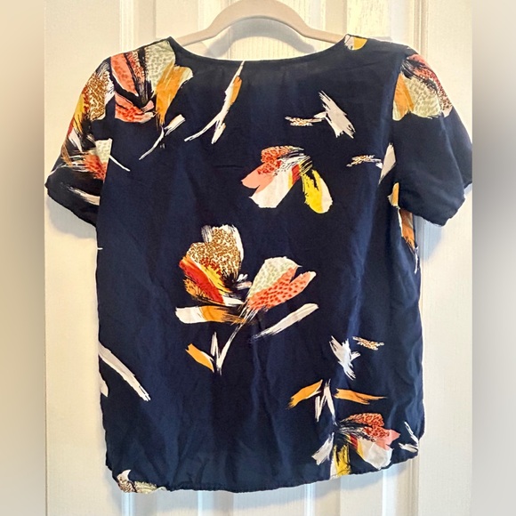 Bohme Short Sleeve Top - Picture 3 of 3